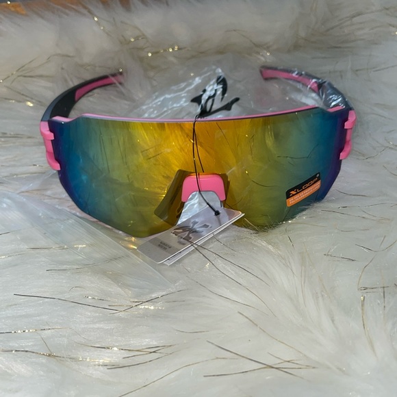 NWT XLOOP pink sunglasses - Picture 1 of 2